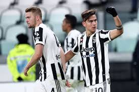 Juventus on voittamaton lähes 5 kierrosta!